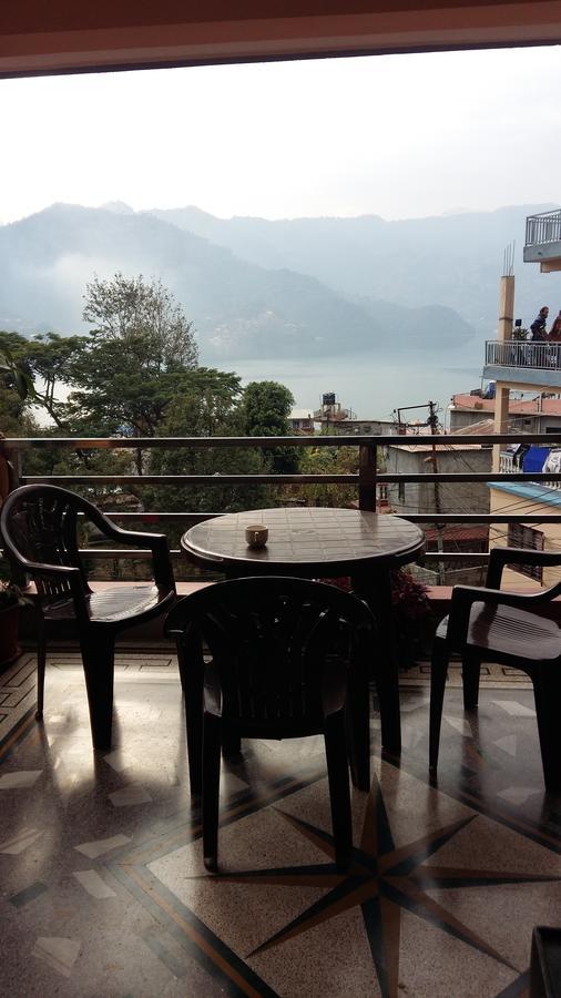 Hotel Bhadrakali Pokhara Inn Ngoại thất bức ảnh