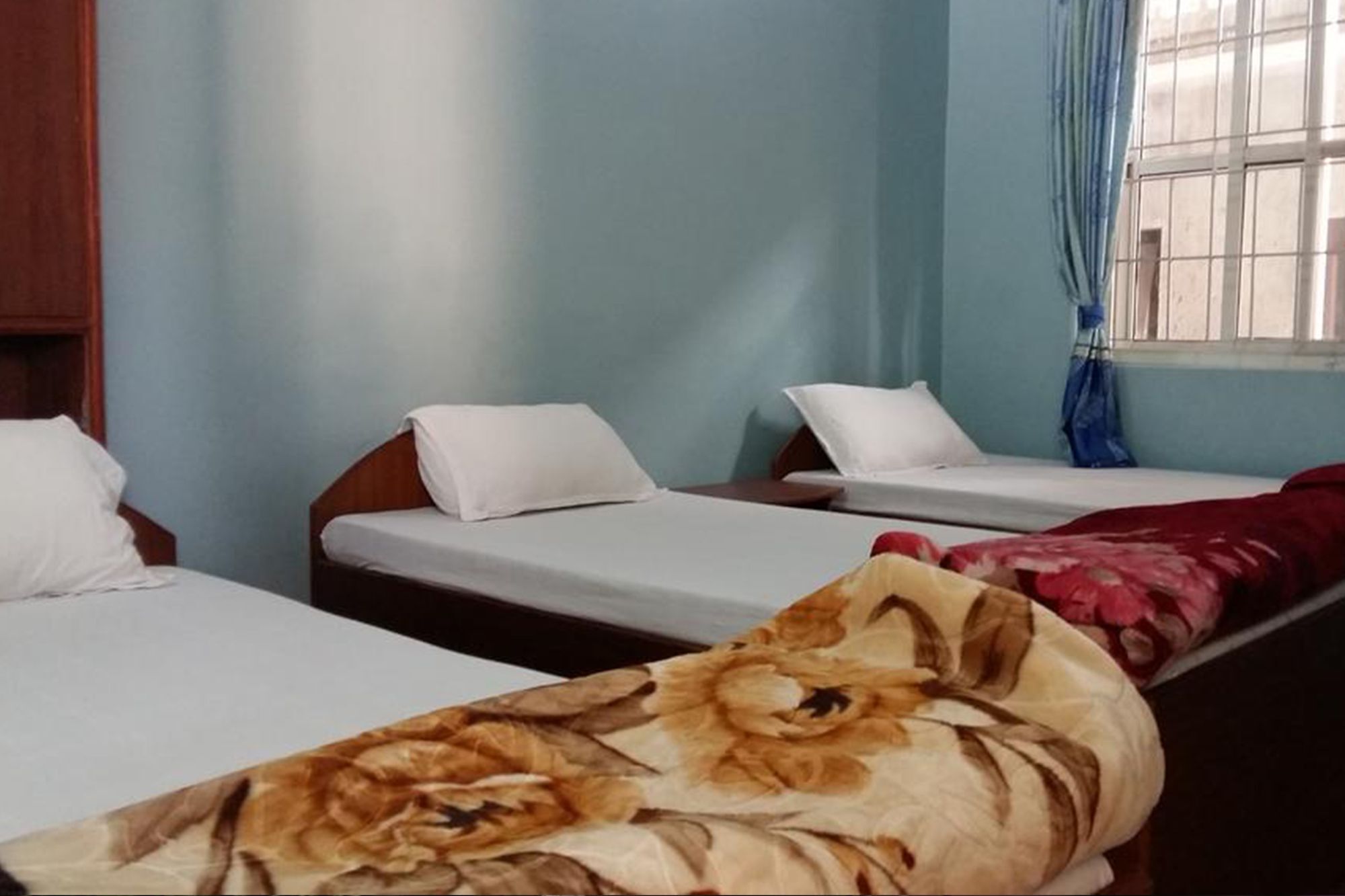Hotel Bhadrakali Pokhara Inn Ngoại thất bức ảnh